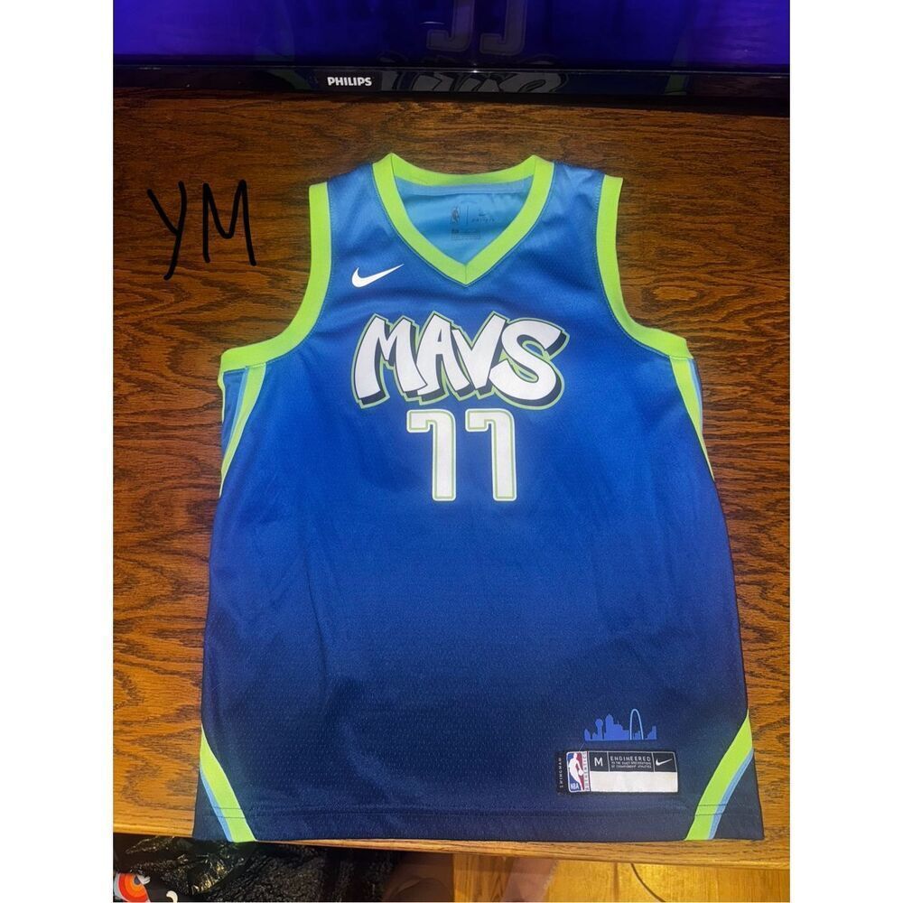 Nike Mavs Jersey